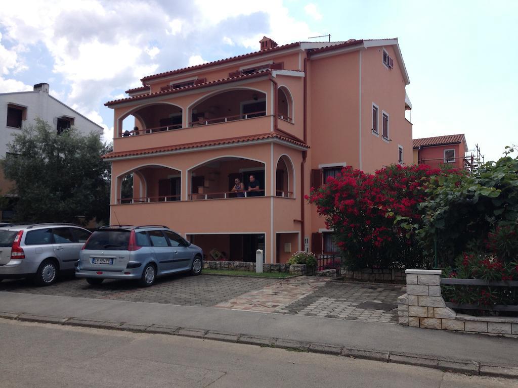 Apartments Zdjelar Poreč Dış mekan fotoğraf